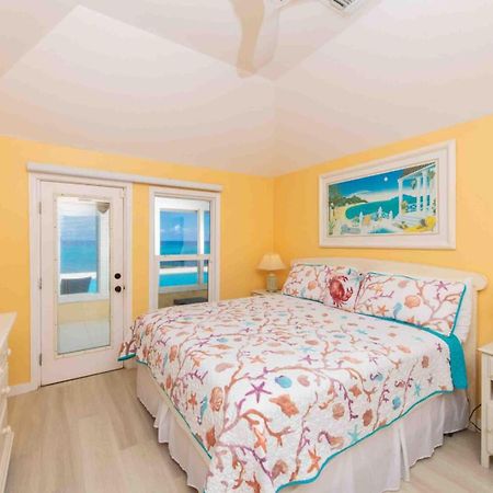 Thatch Hill - Renovated Beach House With Pool, Short Walk To The Rum Point Club Driftwood Village المظهر الخارجي الصورة